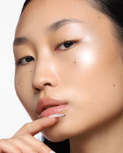 POWDER_HIGHLIGHTER_INSERT_BLONDE_02