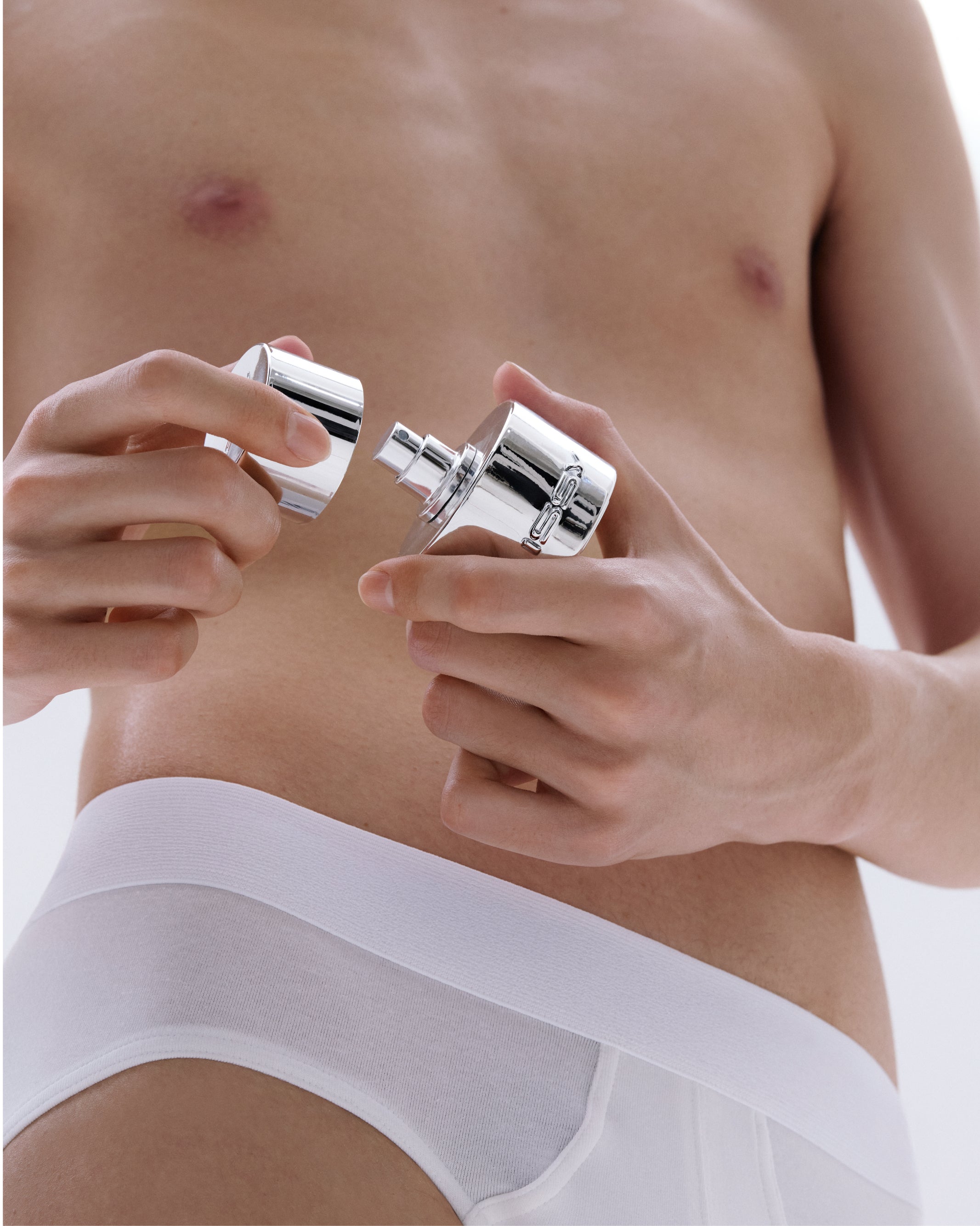 EAU_DE_PARFUM_551_CAROUSEL-3