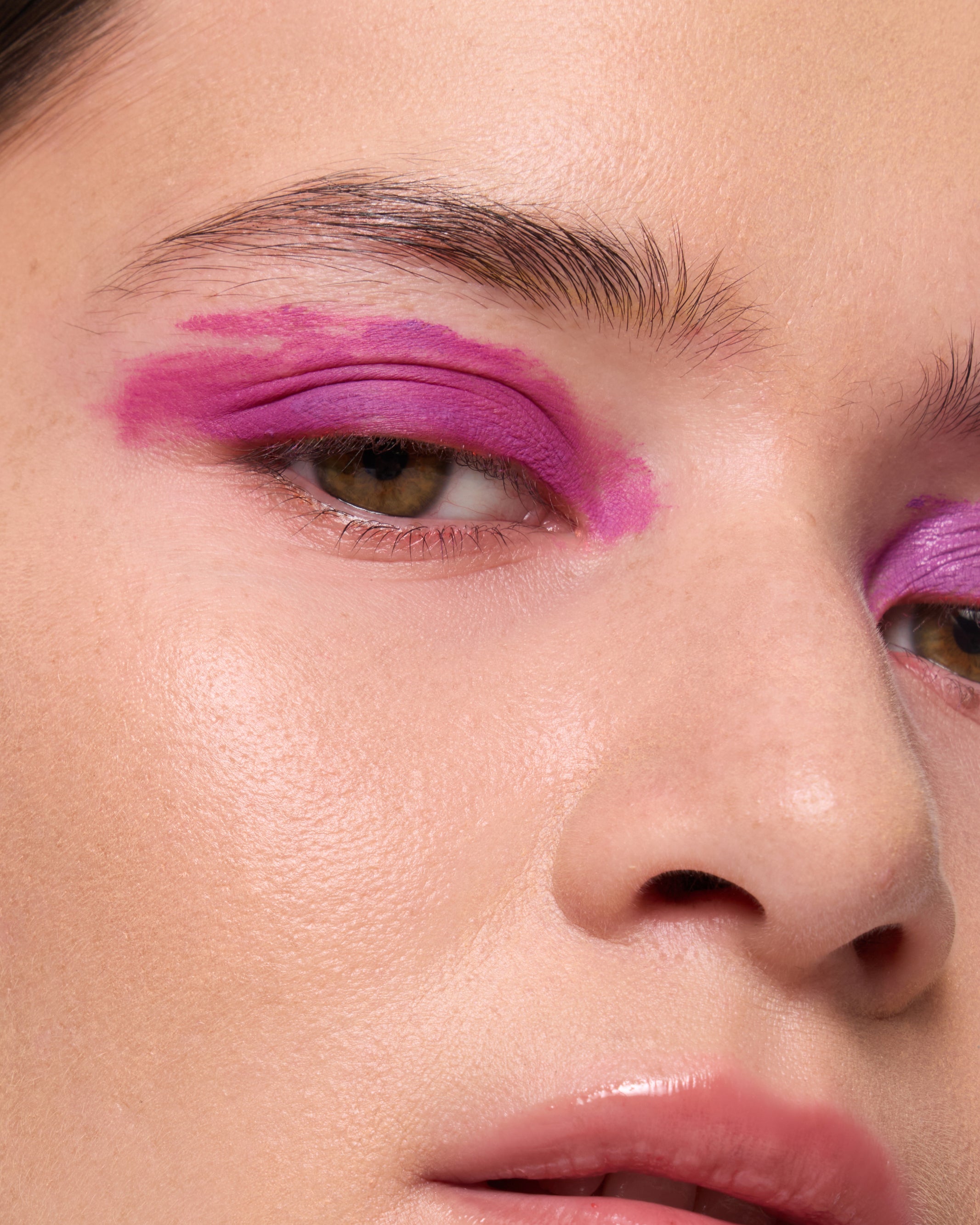 Issy x Slo Lopez Multiuse Liquid Paint