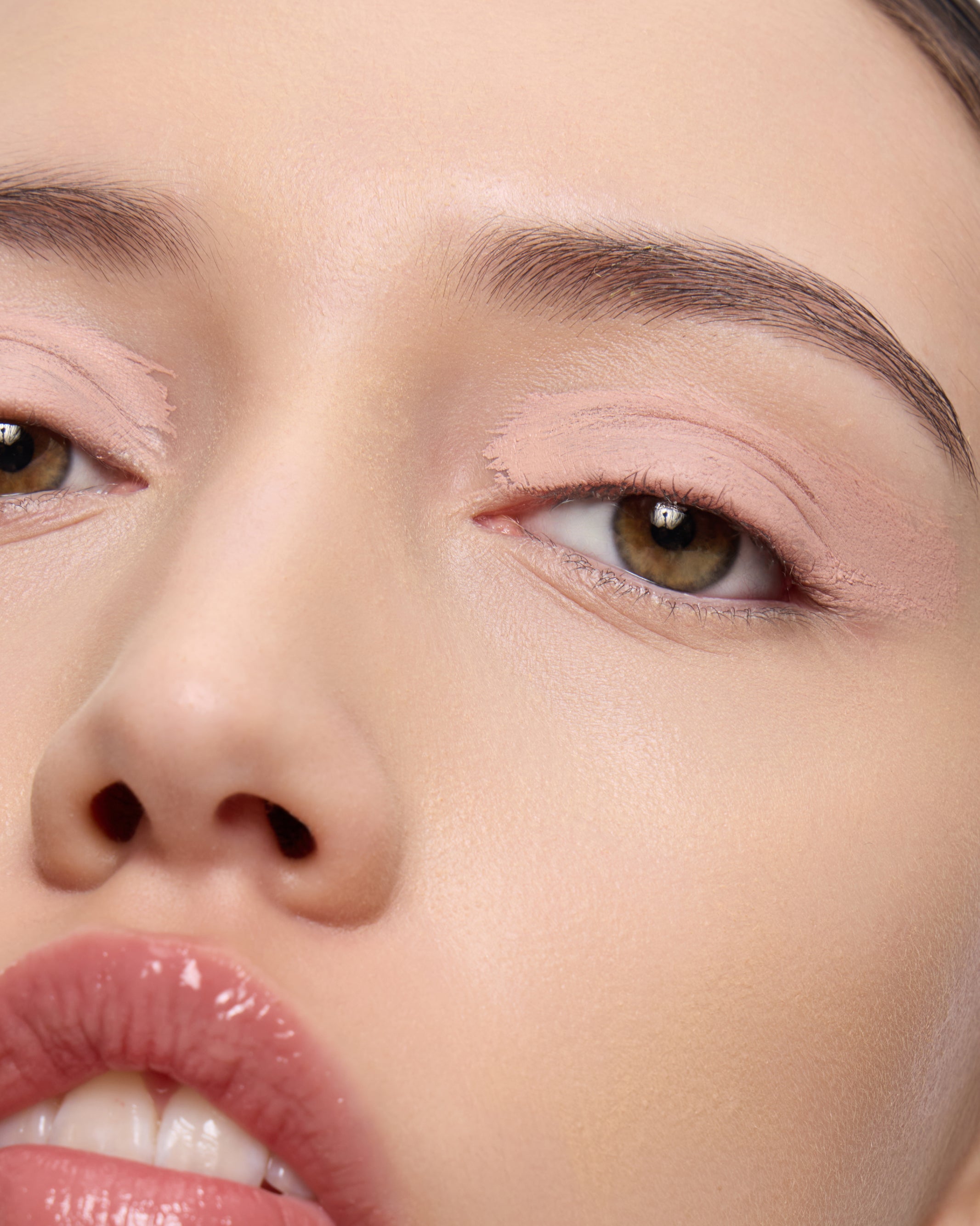 Issy x Slo Lopez Multiuse Liquid Paint