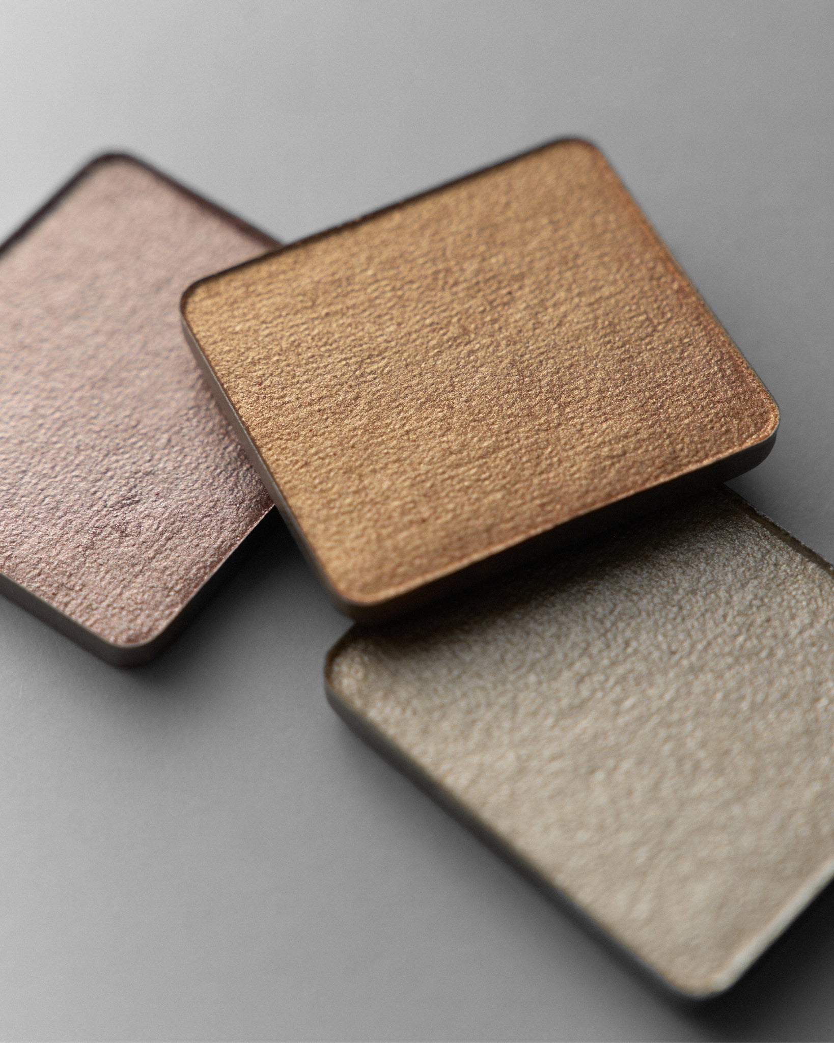Insert Powder Powder Highlighter Insert – Issy Cosmetics