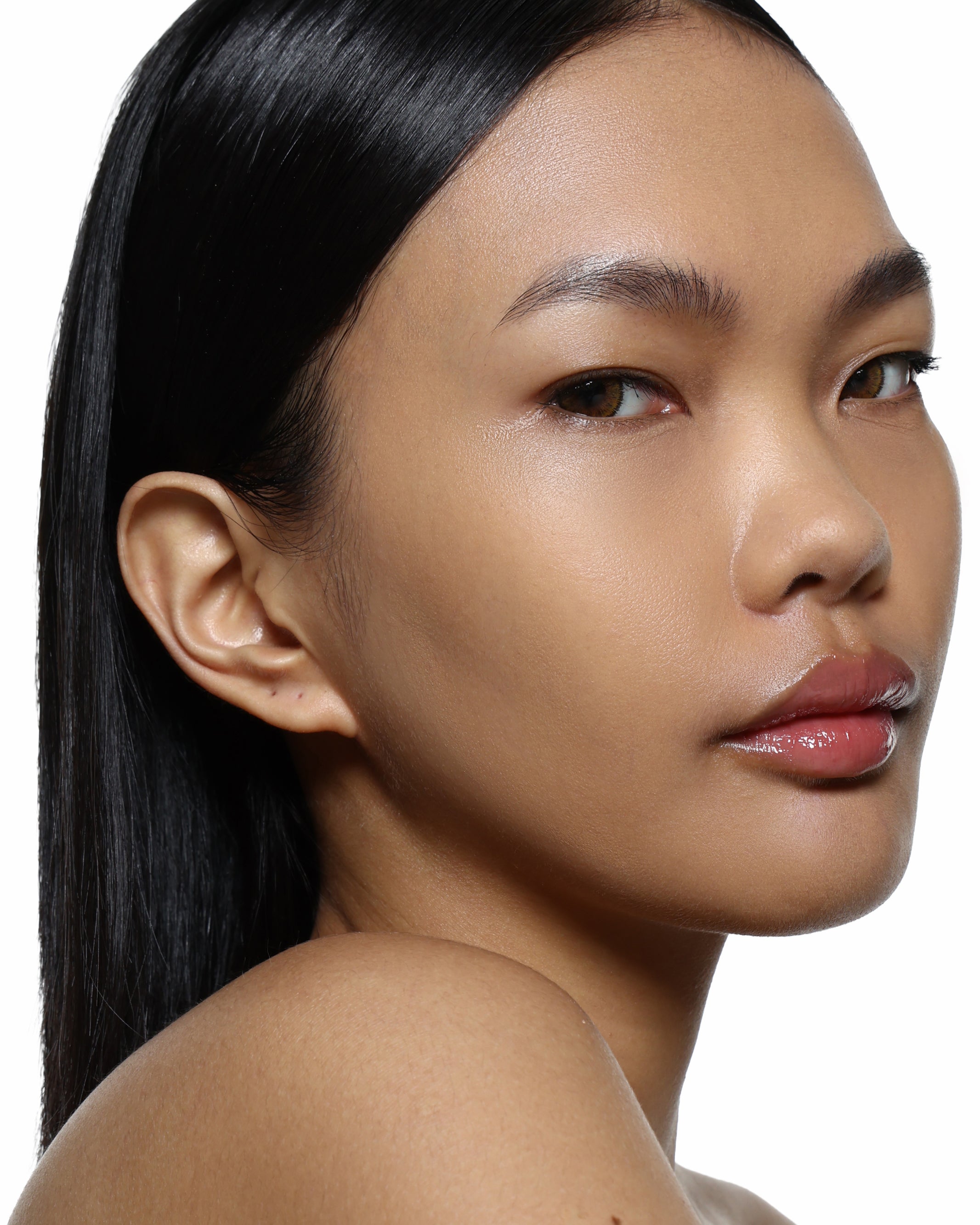 POWDER_SKIN_TINT-HONEY_CAROUSEL-2.jpg