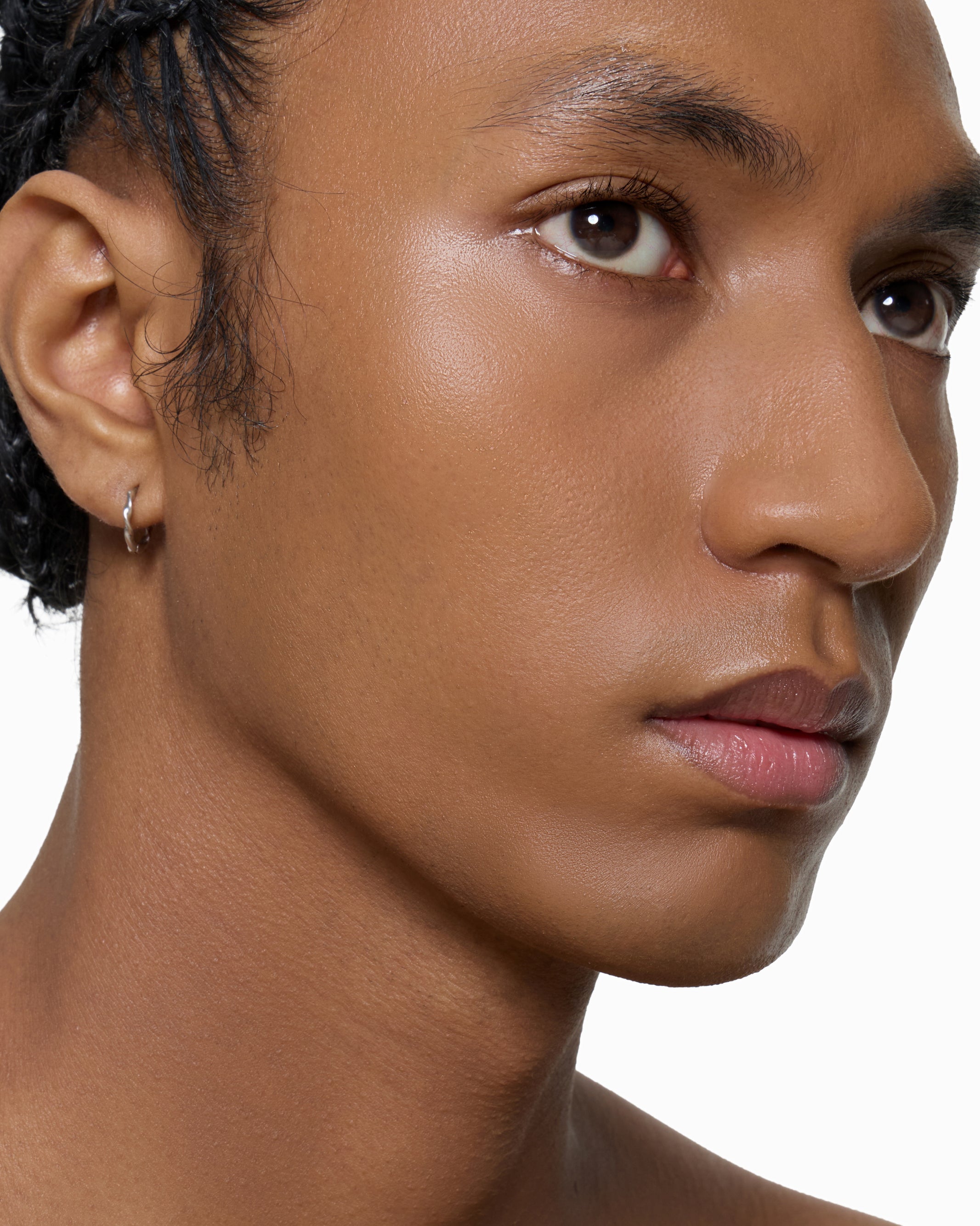 Soft-Focus Powder Skin Tint