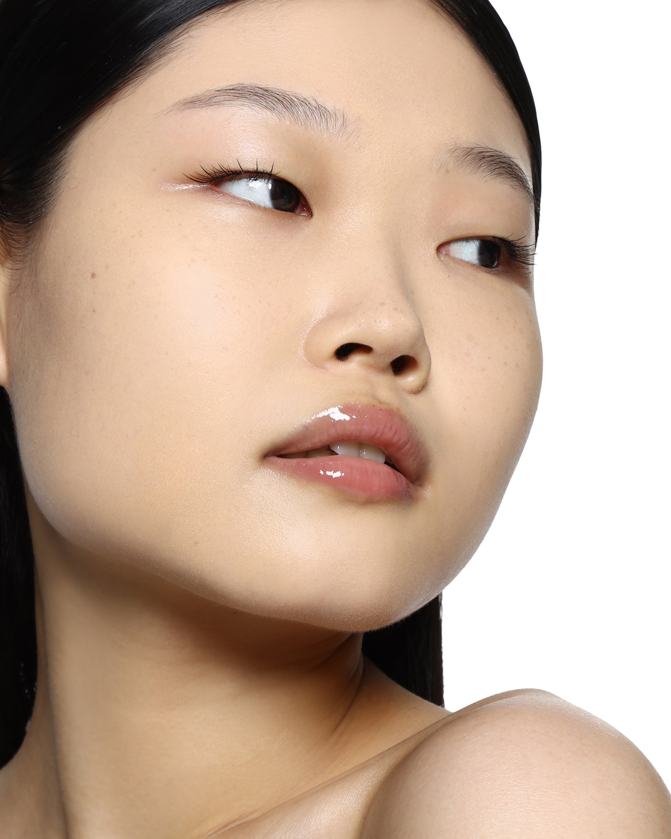POWDER_SKIN_TINT-VANILLE_CAROUSEL-2.jpg