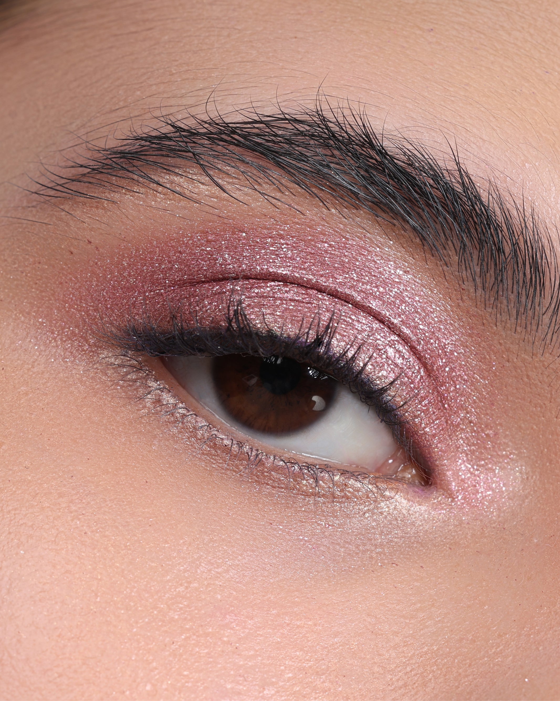 PRESSED_SHADOW_SINGLE_SHIMMER_ALLOY_2.jpg