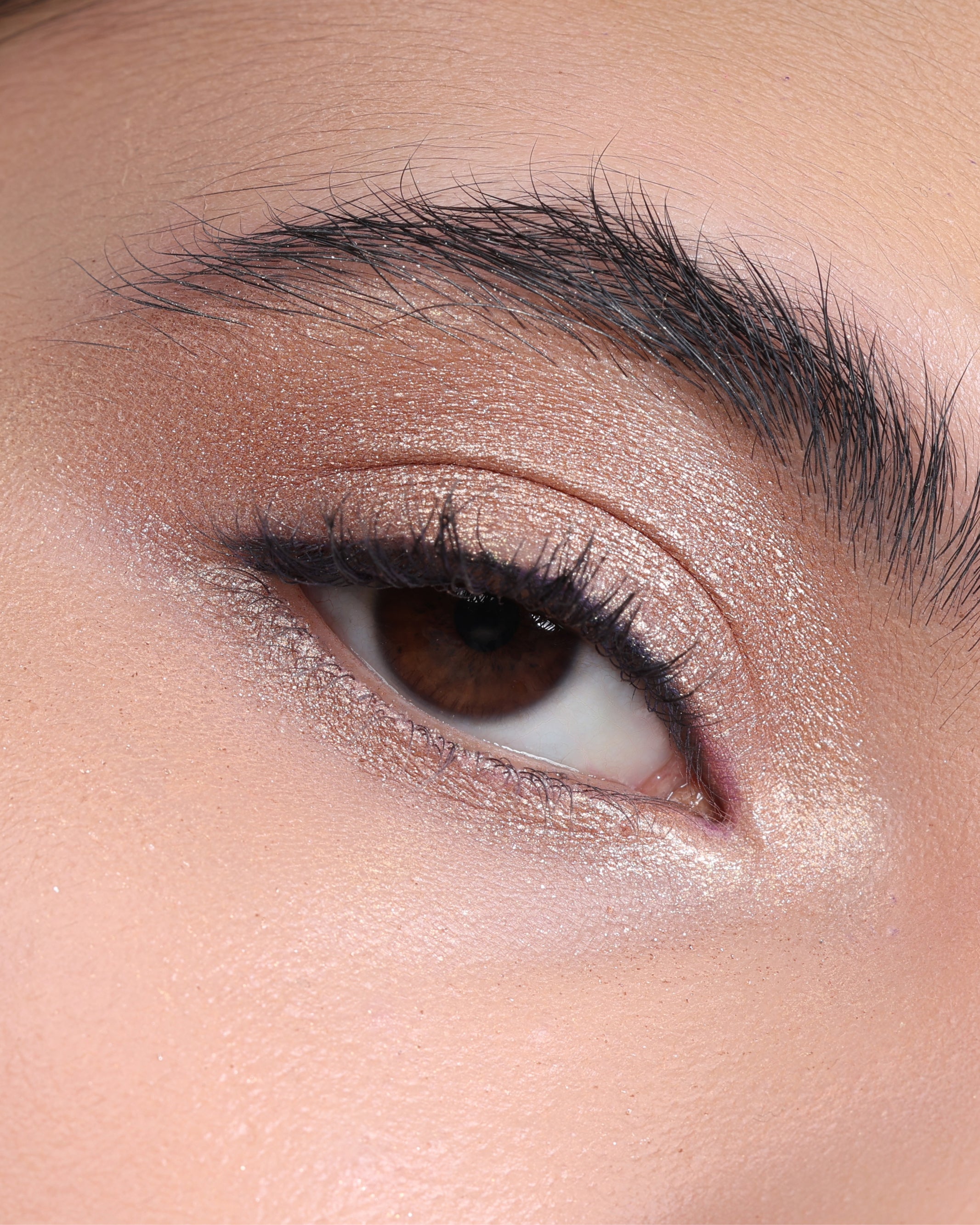 PRESSED_SHADOW_SINGLE_SHIMMER_LUREX_2.jpg