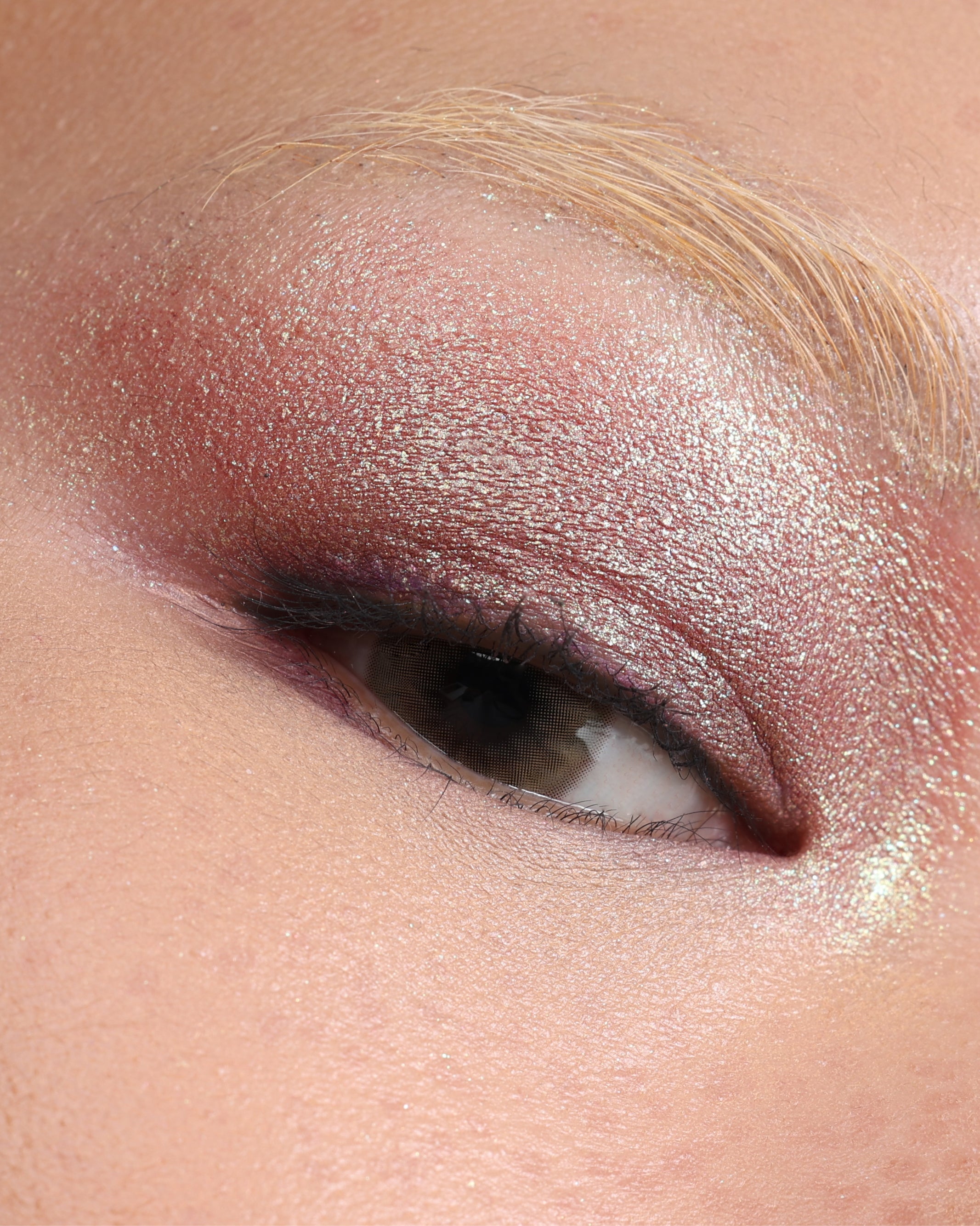 PRESSED_SHADOW_SINGLE_SHIMMER_PATINA_2.jpg