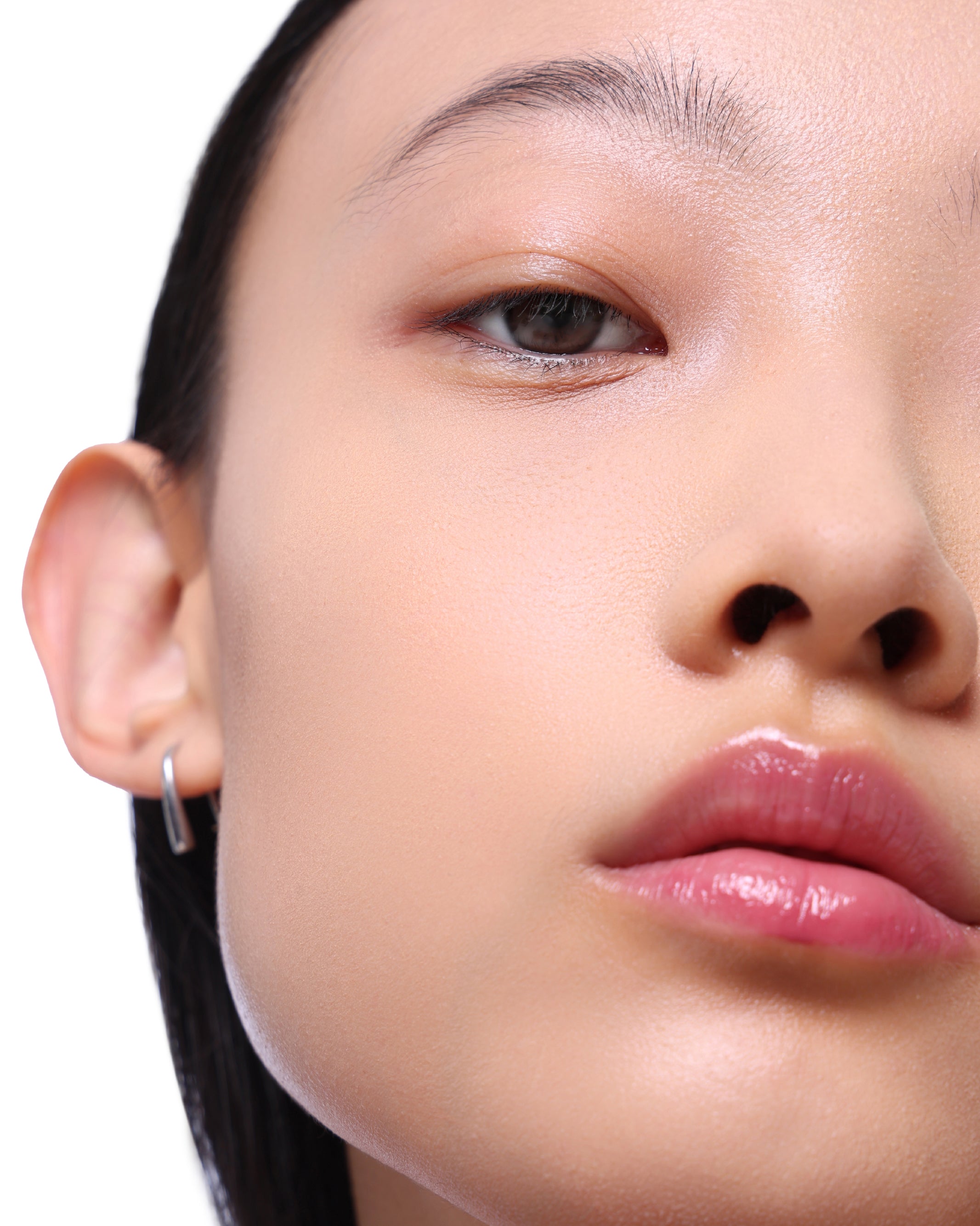 Under-Eye Brightening Powder